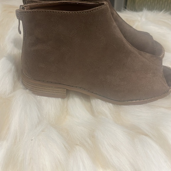 Shoe Booties! - Picture 3 of 7